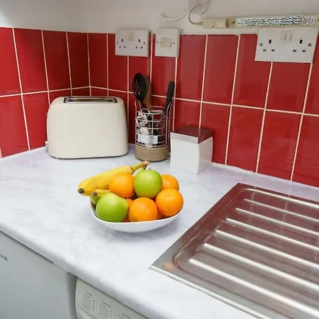 Modern And Luxurious 2 Bed Flat In Central Fulham Londra Esterno foto